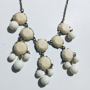 Fashion Jewelry Necklace and earrings